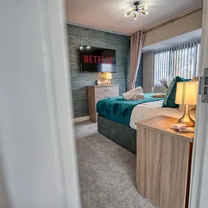aspen-house-solihull.hotelsin-nottingham.com/
