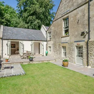 snug-the-old-school-house.tophotelsbath.com/